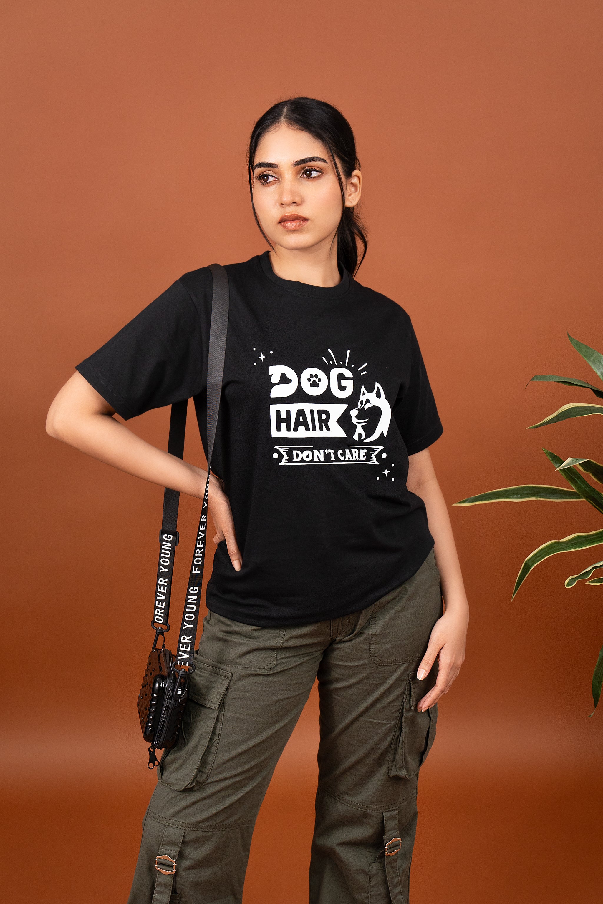 Dog hair, Don't care - 180 GSM Classic fit T-shirt